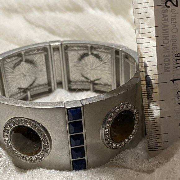 lia sophia "Marina" Tiger Eye Stretch Bracelet - Picture 3 of 9